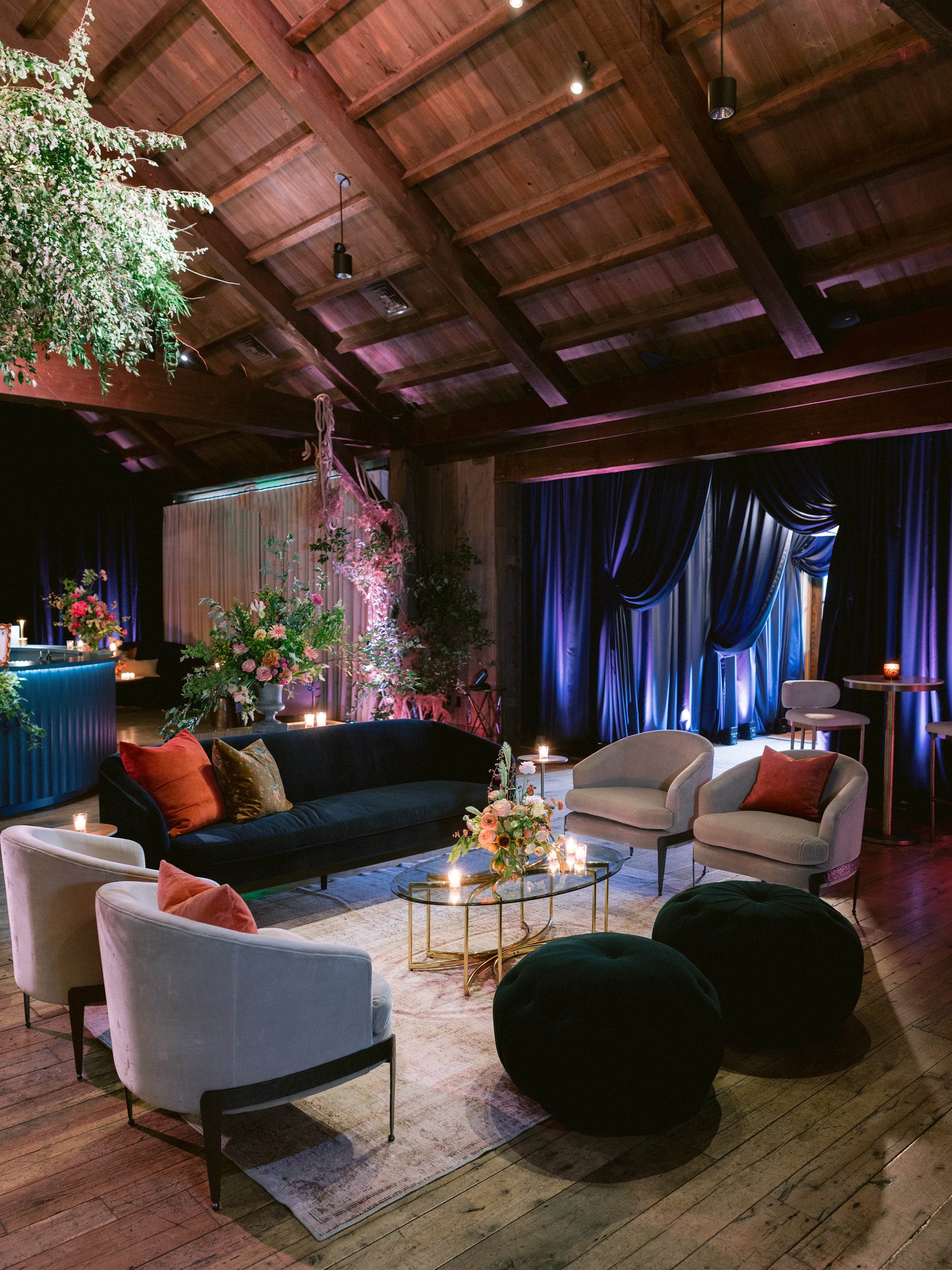 Kennedy Couch – FOUND RENTAL CO