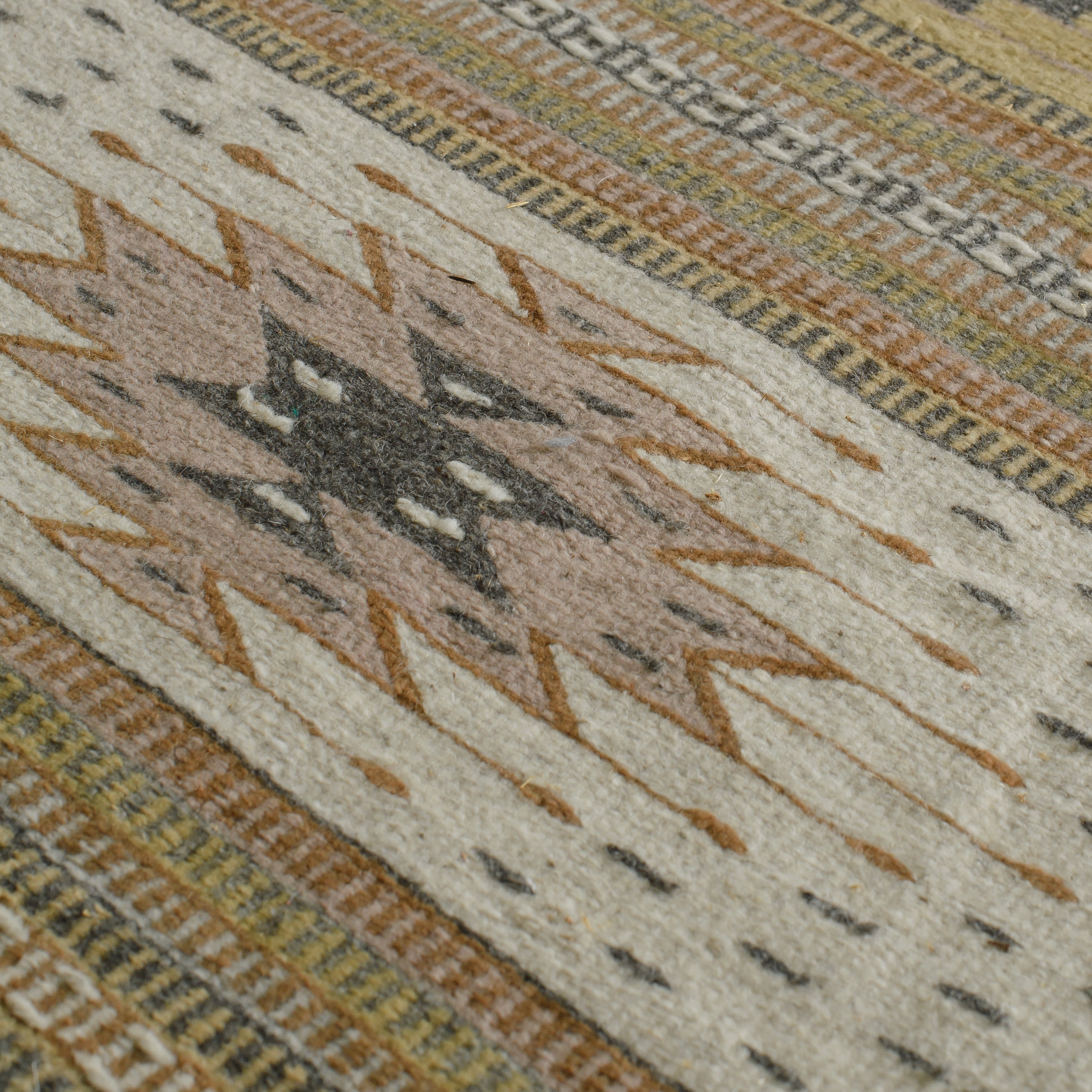 Valetta Rug Valletta Neutral Rug (6x9) – FOUND RENTAL CO