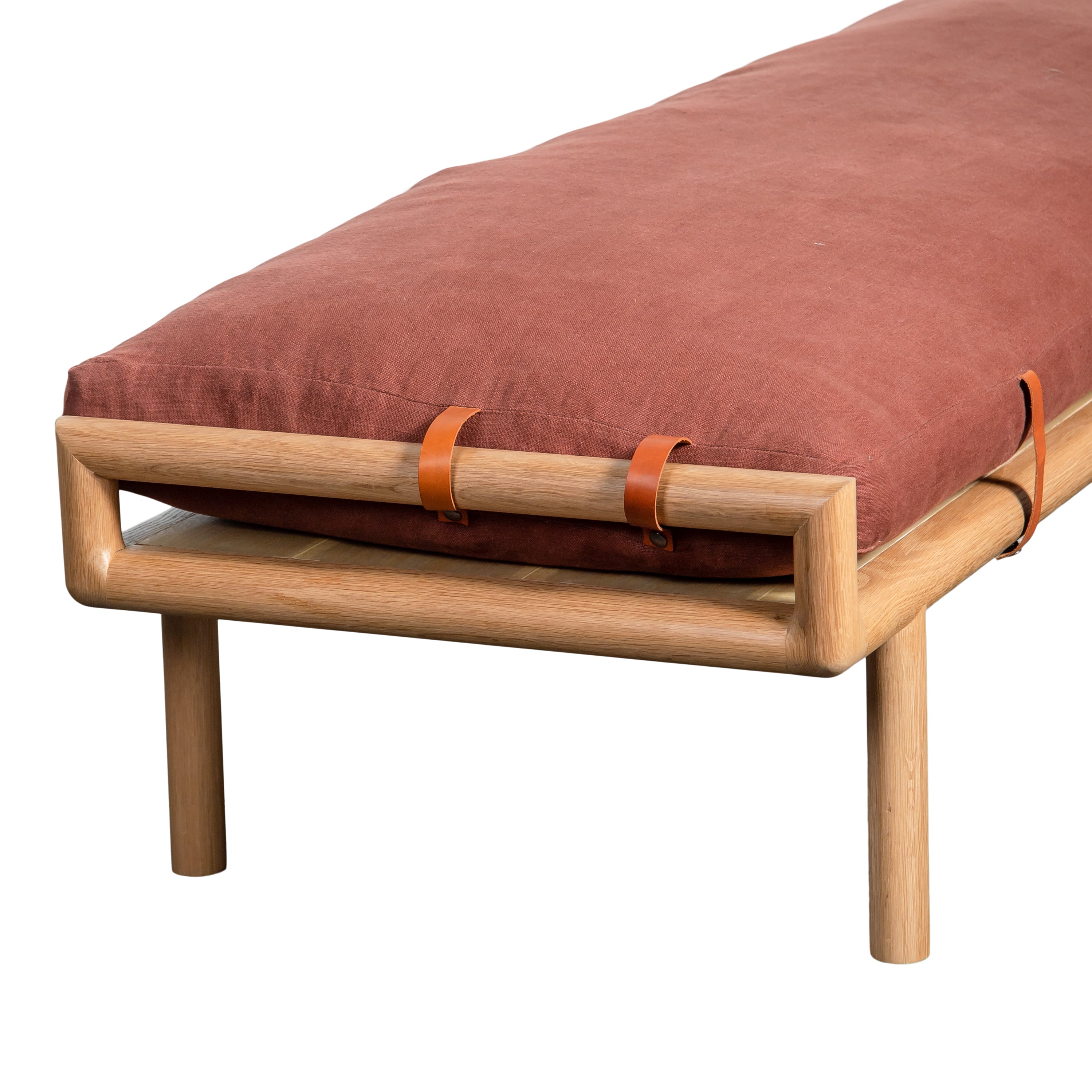 Alessia Bench – FOUND RENTAL CO