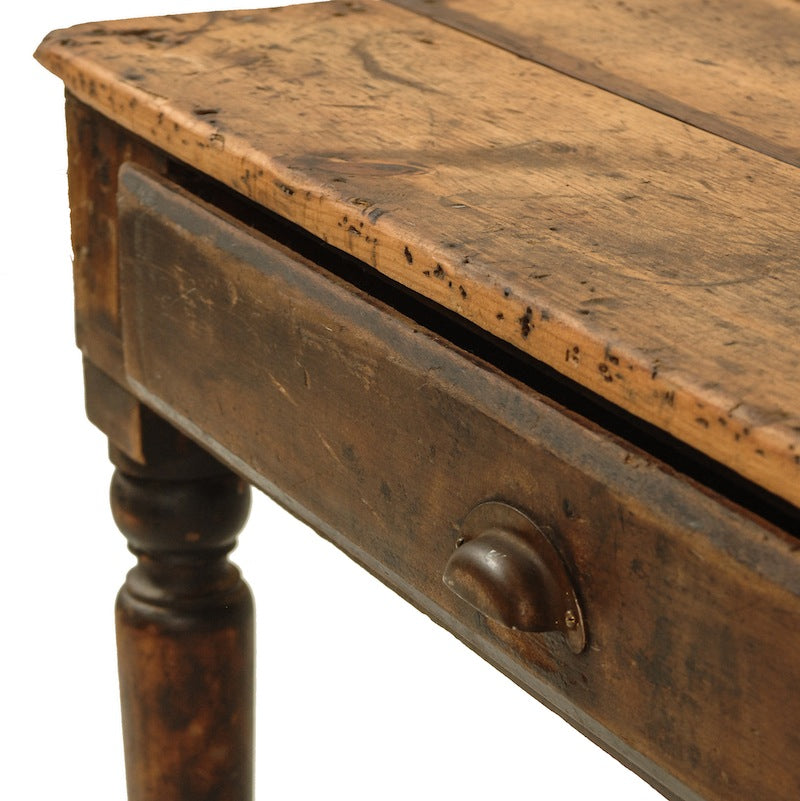 Astor Rustic Table