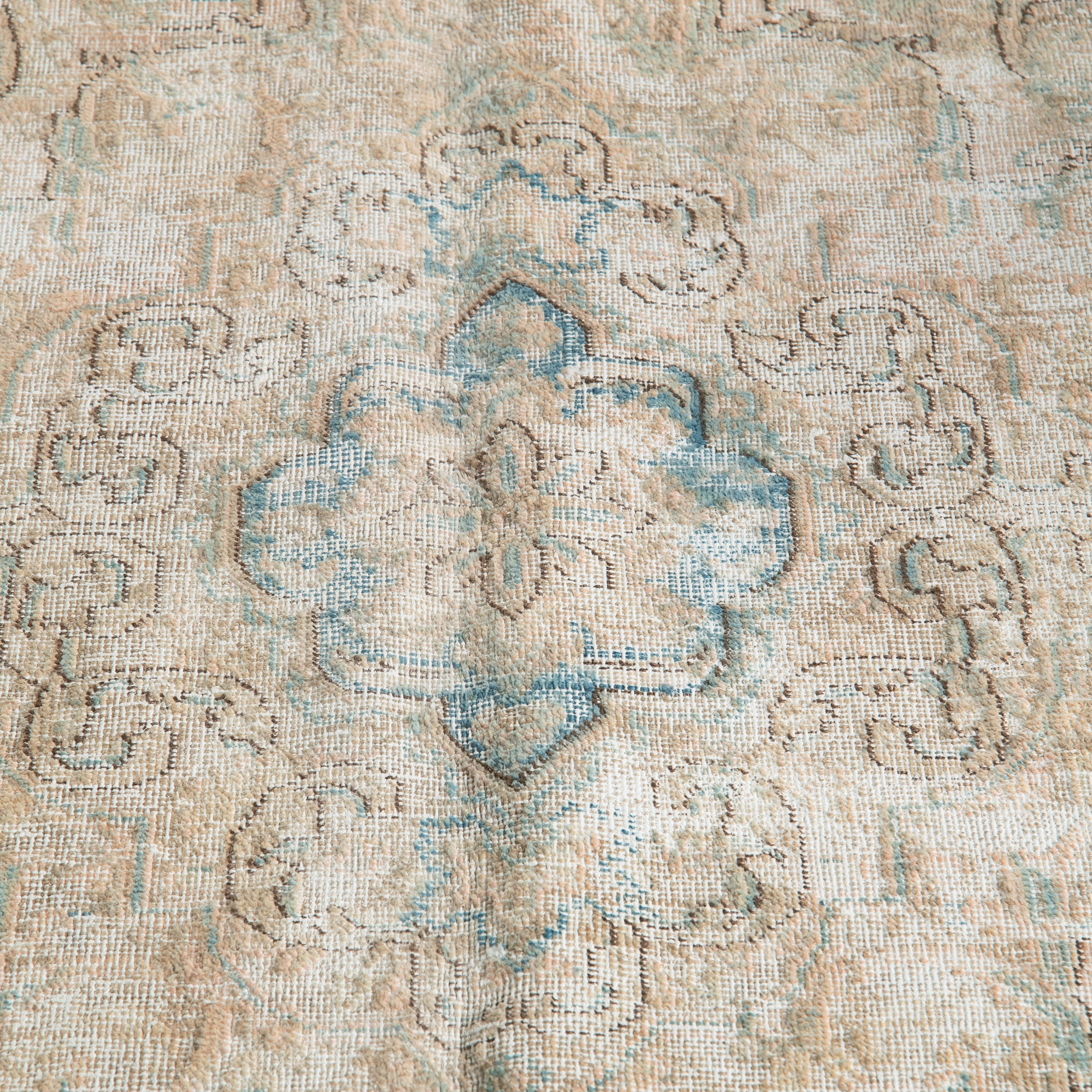 Glora Vintage Rug (6x10)